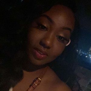 Meet your Posher, Kasey